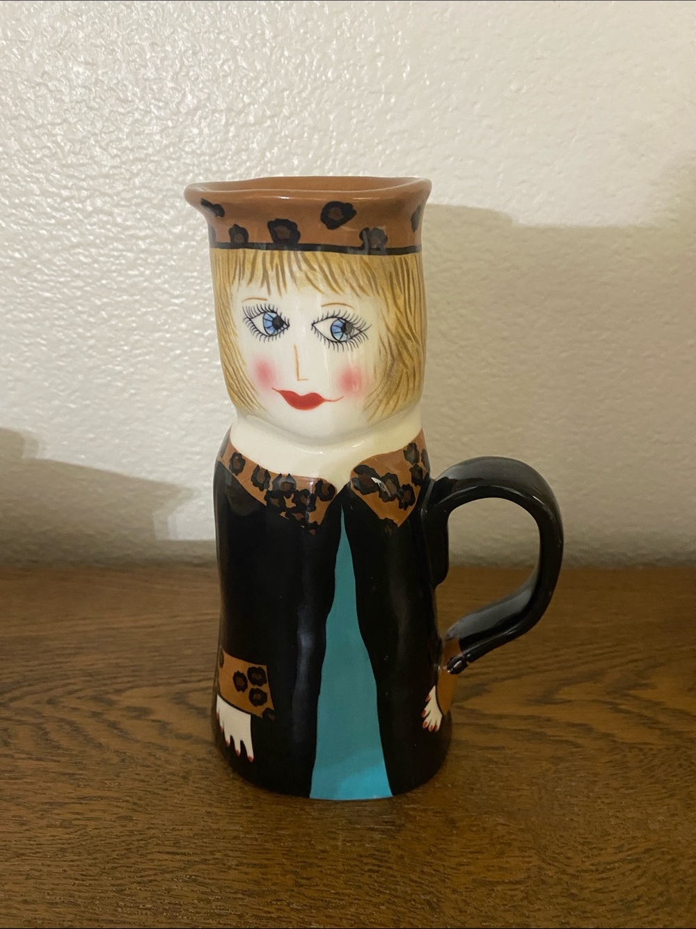 Susan Paley Hand-Painted Figurine Mug “Lucy Latte”